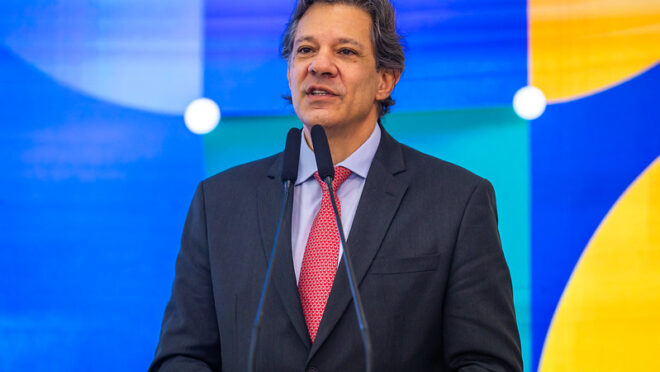 TikTok remove vídeo fake de Haddad após notificação da AGU