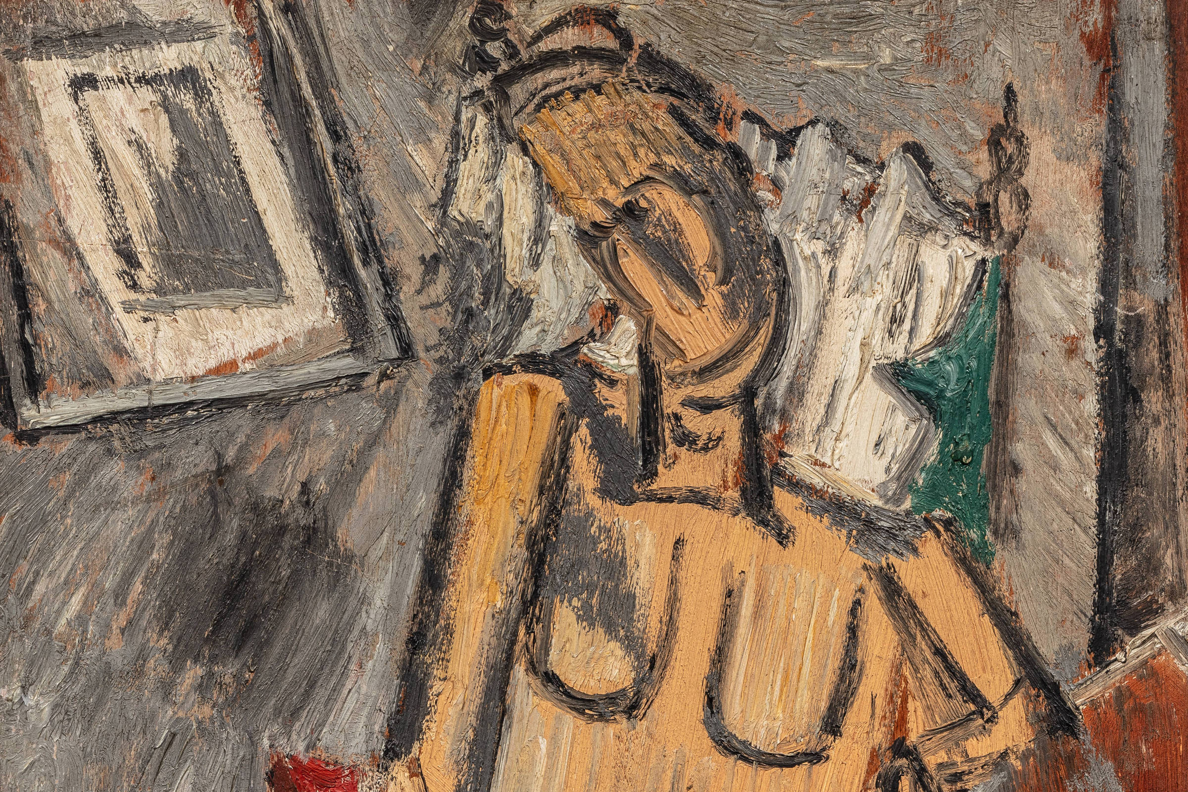 A imagem apresenta uma pintura de uma figura feminina em um estilo cubista. A mulher está sentada, com um corpo estilizado e sem detalhes faciais claros. Ela segura um violão e está cercada por um fundo com cores vibrantes, incluindo vermelho e verde. Ao fundo, há uma moldura de quadro e uma parede com texturas variadas.