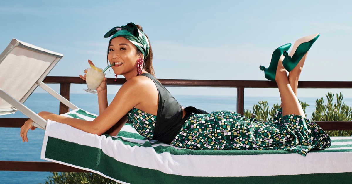 Ashley Park traz estilo Riviera para o fim de semana Max Mara Collab