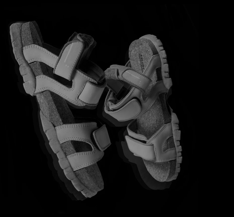 EP 240 "Estamos produzindo 23 bilhões de sapatos todos os anos e jogando fora 22 bilhões!"