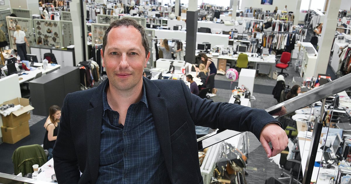River Island planeja fechar 33 lojas, colocando centenas de empregos em risco