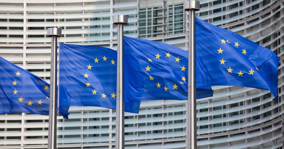 O legislador da UE em leis de sustentabilidade propõe mais cortes
