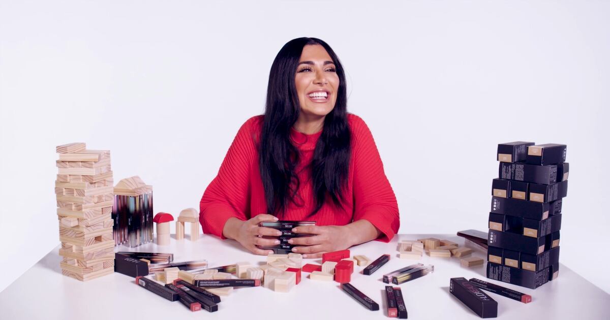 Huda Kattan compra a beleza de Huda