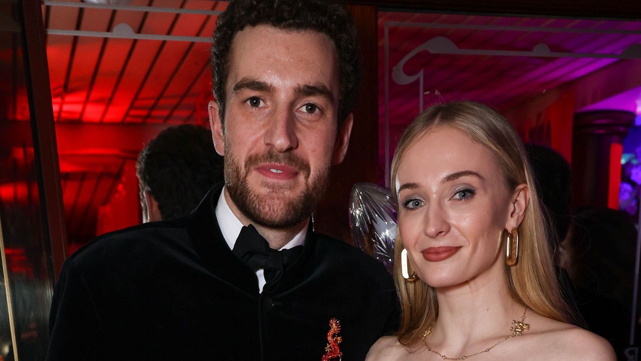 Sophie Turner e Peregrine Pearson: uma linha do tempo completa de relacionamento