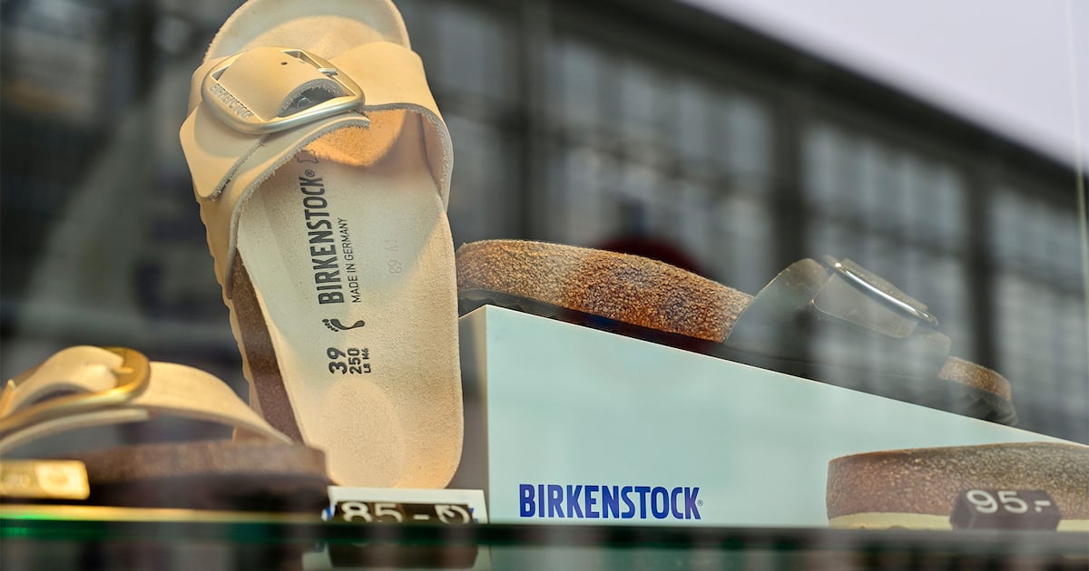 Birkenstock reprimir as falsificações na Índia