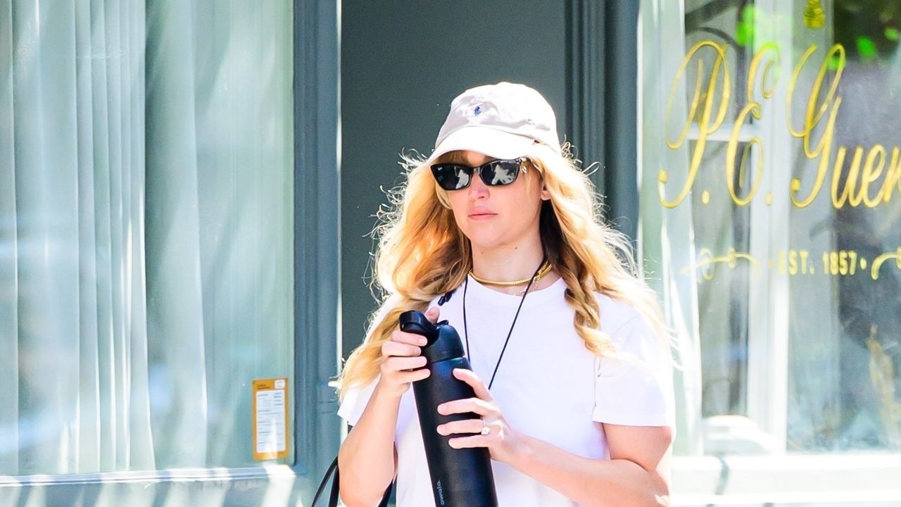 Jennifer Lawrence tem um novo truque de estilo favorito