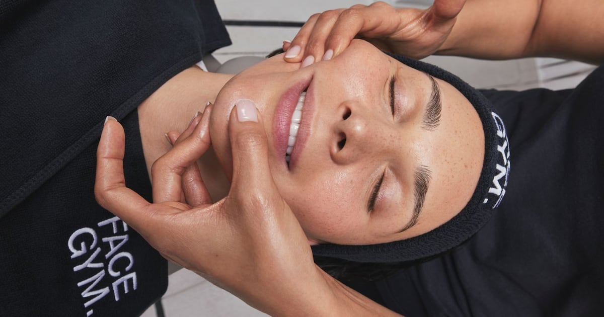 A Reliance Retail investe na cadeia facial FACEGYM