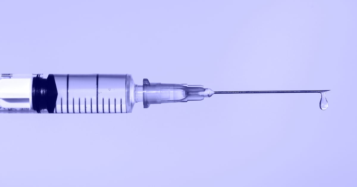 As autoridades de saúde do Reino Unido emitem alerta sobre injeções de cosméticos venenosos