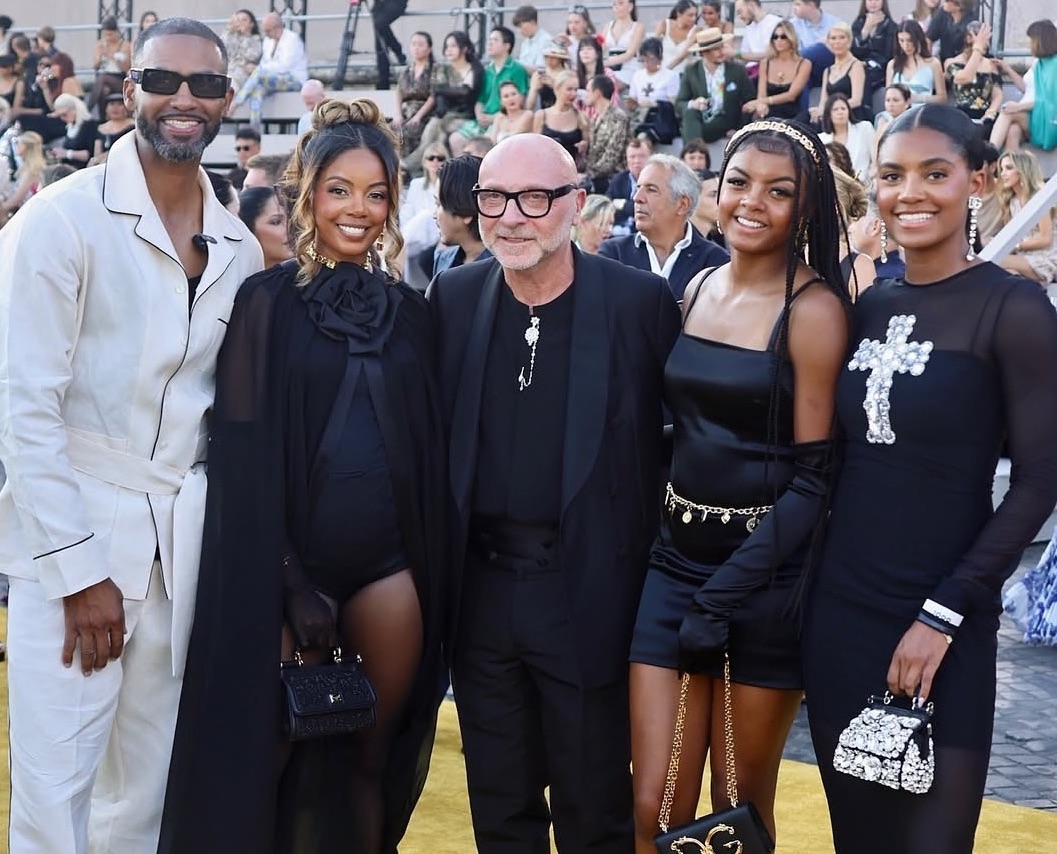 Família de bombas da moda: Monique, Melvin, Mia e Mackenzie Rodriguez atordoam no Dolce & Gabbana Alta Moda Show em Roma em Dolce Gabbana Looks