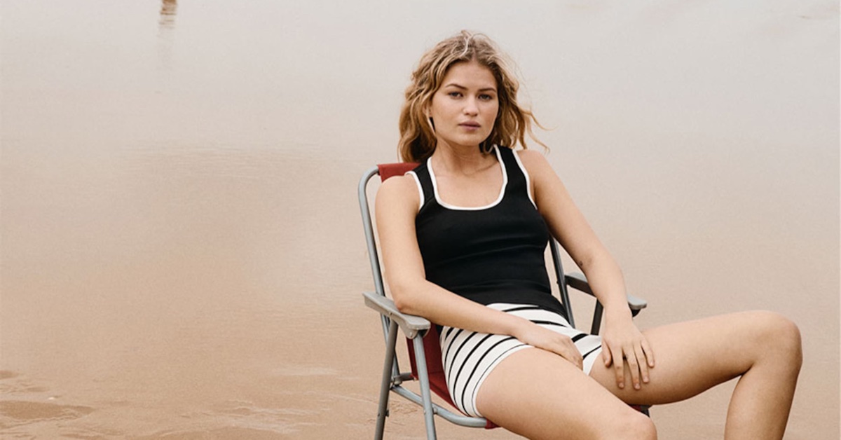 A nova roupa de praia da H&M é feita para dias descontraídos