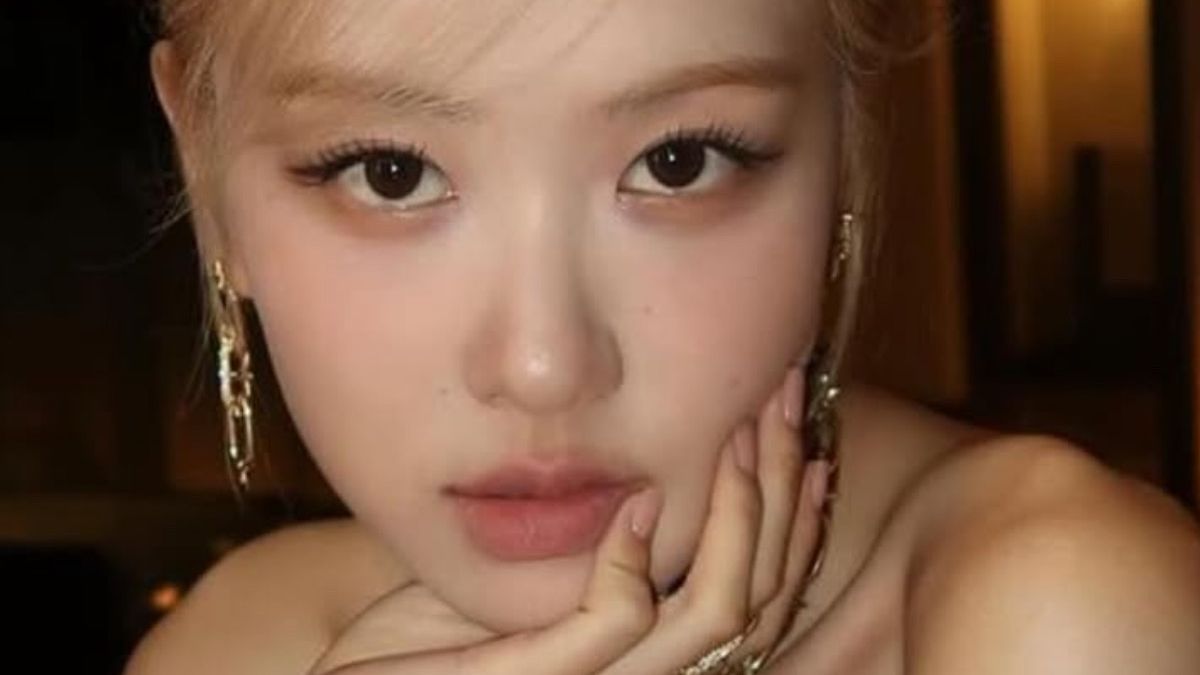 As unhas de água de rosas são um grampo K-beauty-e a tendência de manicure mais bonita do verão