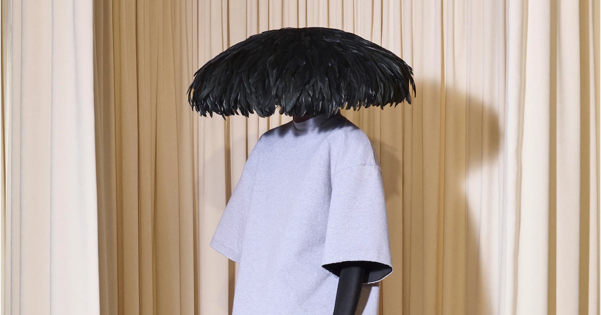 Esta semana: Paris Couture e Tarifas de Trump