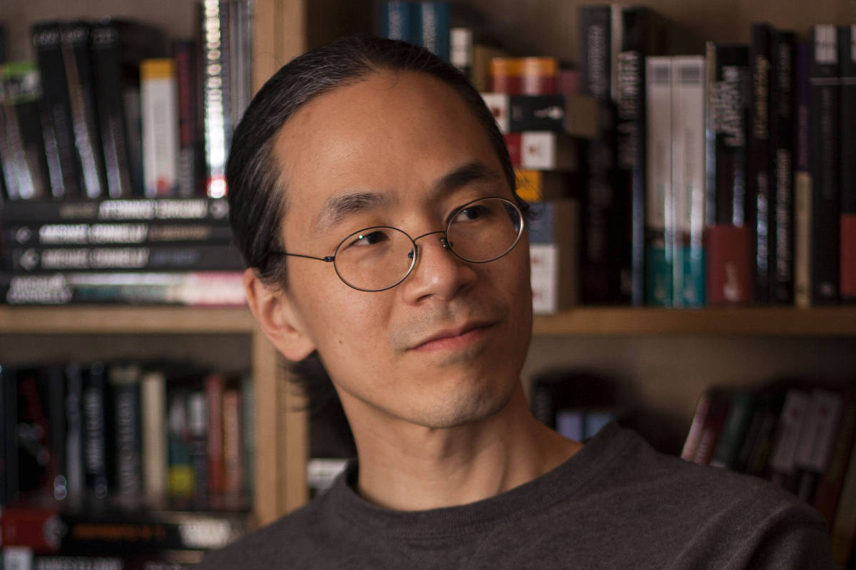 Usar ChatGPT e IA é ser cúmplice de crime, diz Ted Chiang - 04/08/2025 - Ilustrada