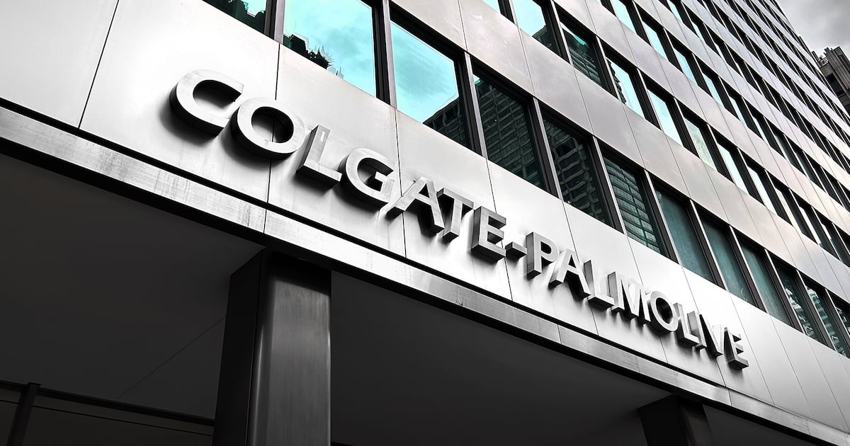 As vendas colgate-palmolive aumentam, anuncia o plano de reestruturação