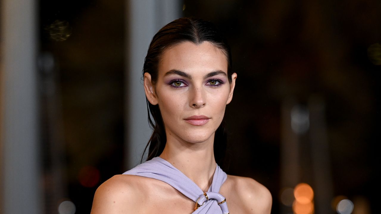 Vittoria Ceretti prova que as vans xadrez são a chave para o curativo preguiçoso em 2025