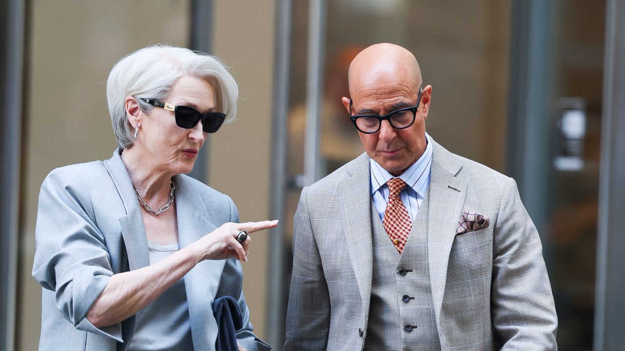 Meryl Streep parece assistir a um desfile de moda muito real como Miranda Sacerdotal