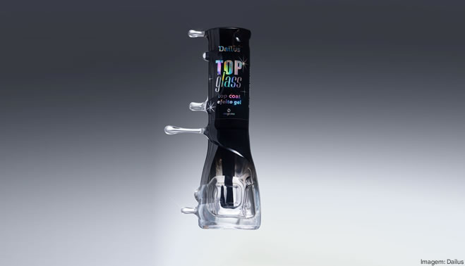 Dailus lança Top Glass que promete deixar unhas com efeito gel sem cabine