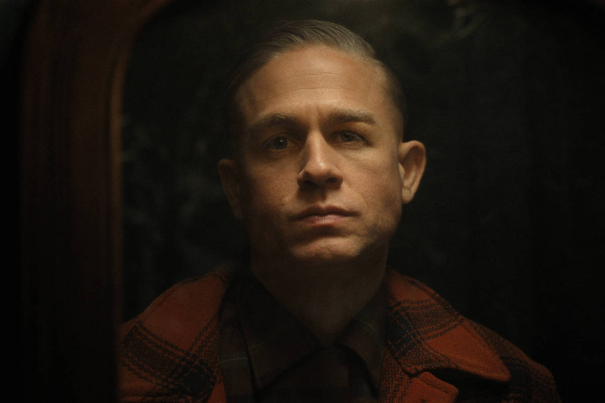 Série de Ed Gein critica Hollywood ao retratar assassino - 09/10/2025 - Ilustrada