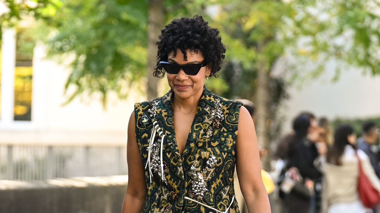 5 tendências de estilo de rua da Paris Fashion Week que estarão em toda parte em 2026