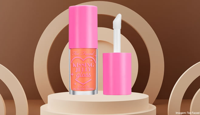 Too Faced amplia a gama de cores de Kissing Jelly Hydrating Lip Oil Gloss