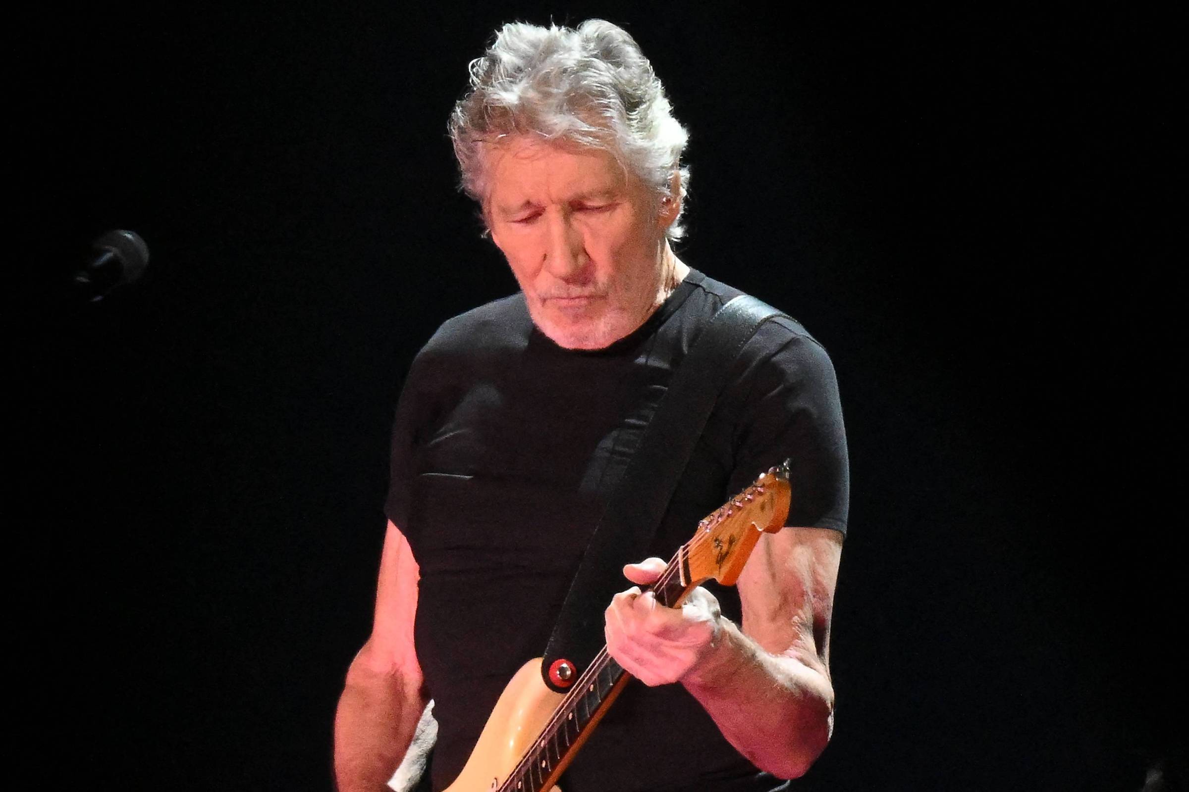 Roger Waters homenageia Marielle Franco em música Sumud - 03/12/2025 - Ilustrada