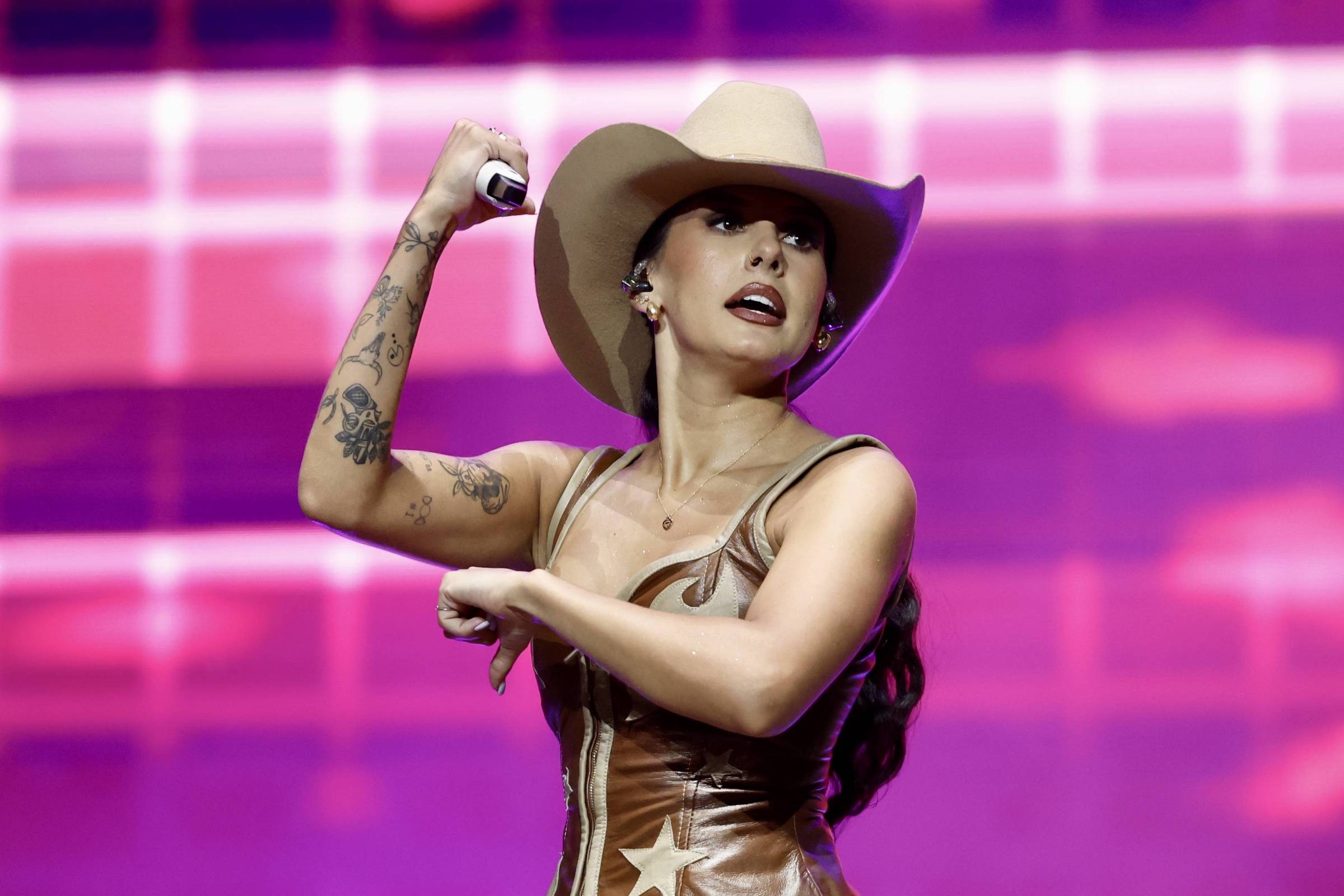 Ana Castela: o que ver na TV e streaming terça - 15/12/2025 - Ilustrada