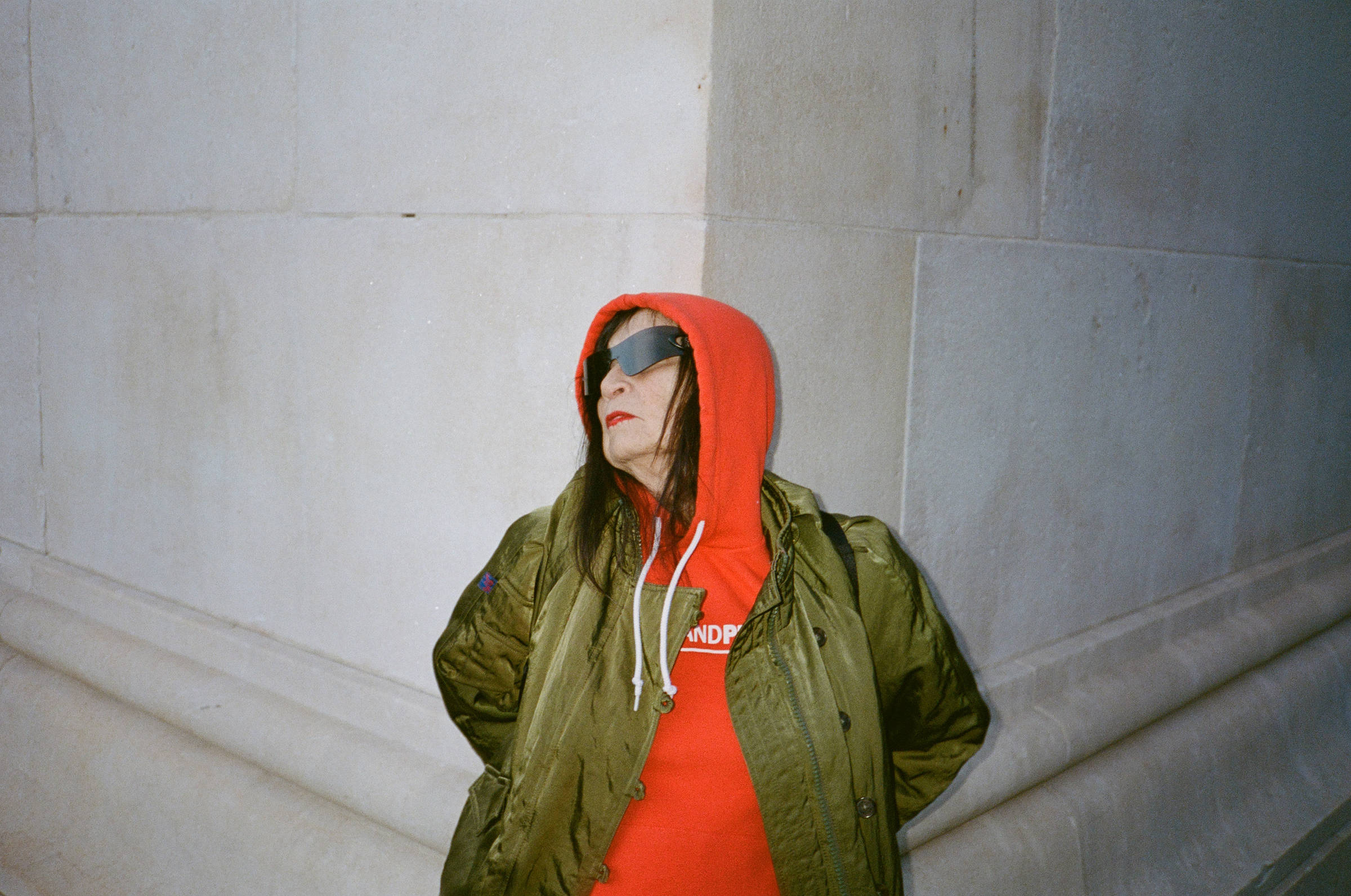 Aos 76, Judi Jupiter é fenômeno da geração Z nas internet - 13/12/2025 - Equilíbrio