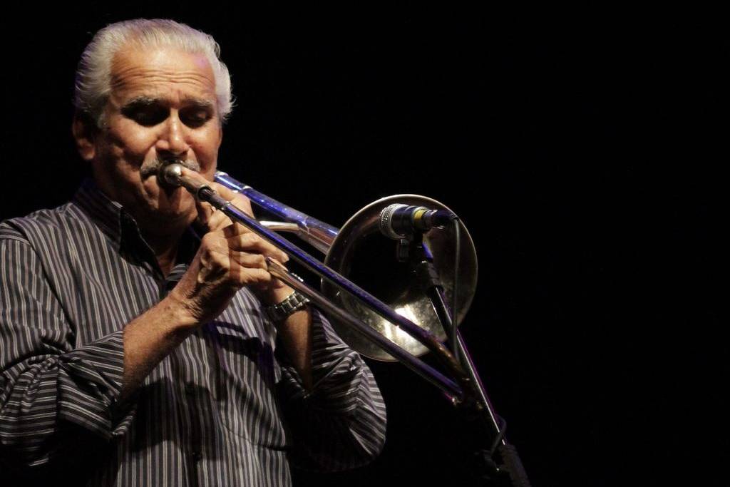 Morre o trombonista Zé da Velha, ícone do choro, aos 84 - 26/12/2025 - Ilustrada