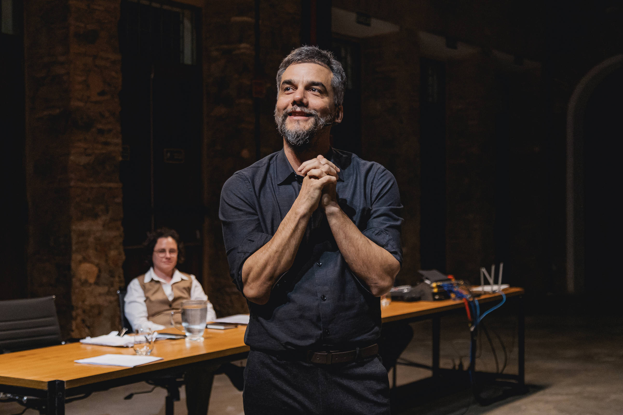 Wagner Moura é indicado ao prêmio APTR de teatro - 21/01/2026 - Ilustrada