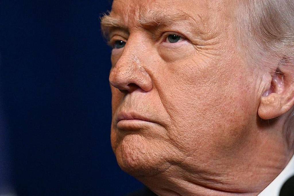 Trump toma aspirina mais do que deveria e não se exercita - 02/01/2026 - Equilíbrio e Saúde