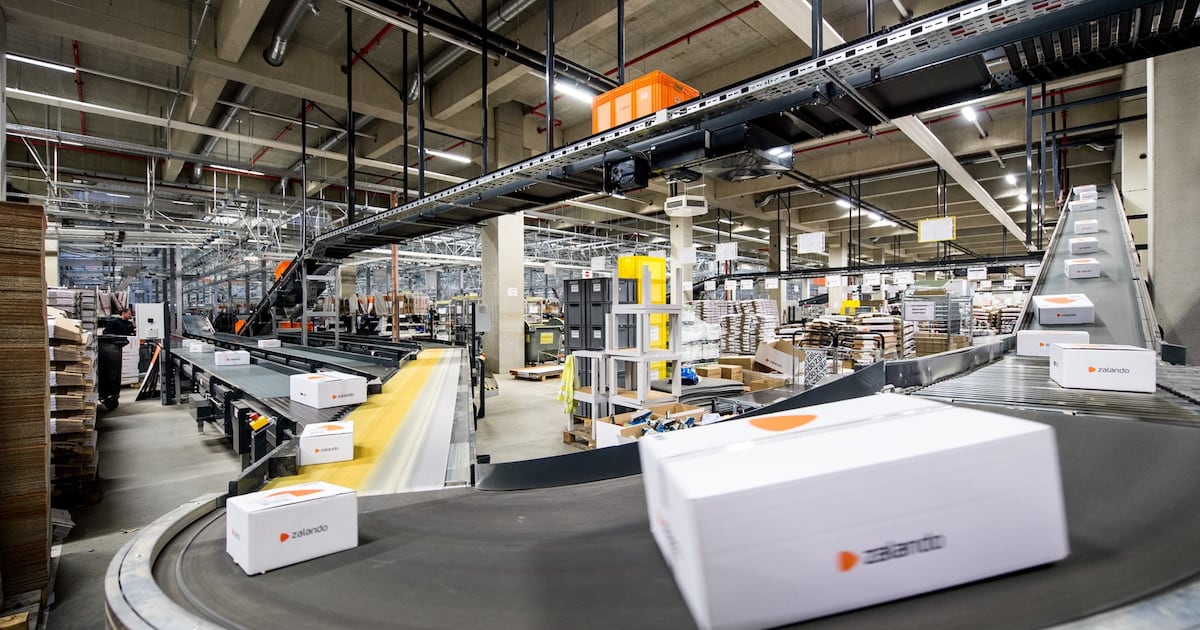 Zalando se aproxima do primeiro acordo com cliente nos EUA e vê crescimento do tráfego de IA