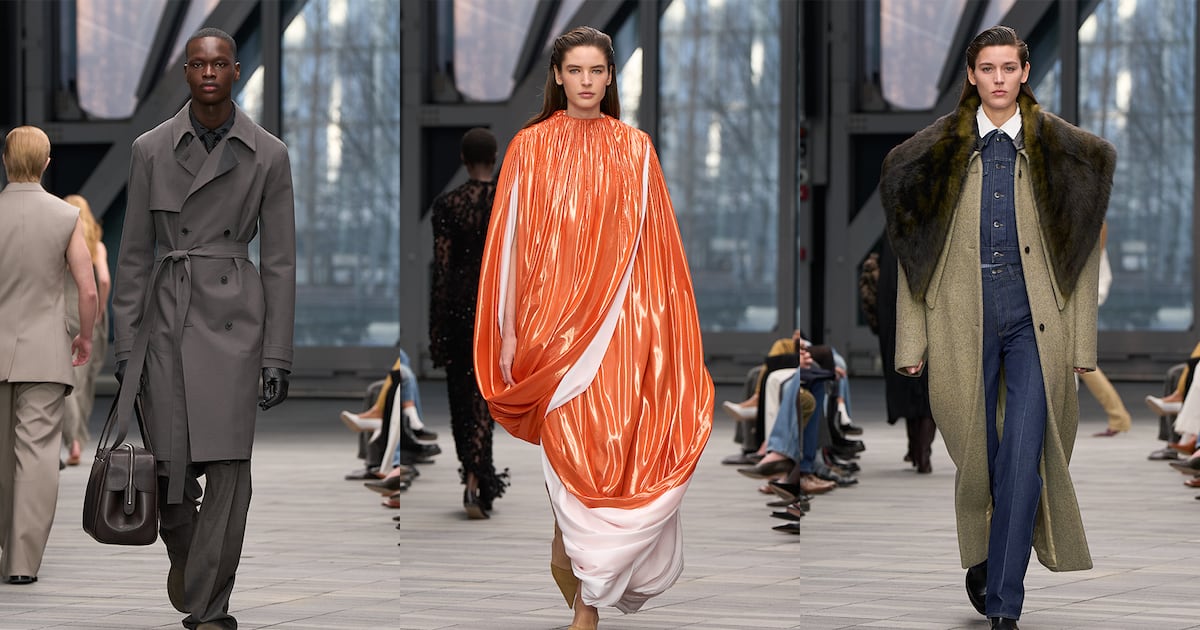 O retorno da coleção da Calvin Klein continua