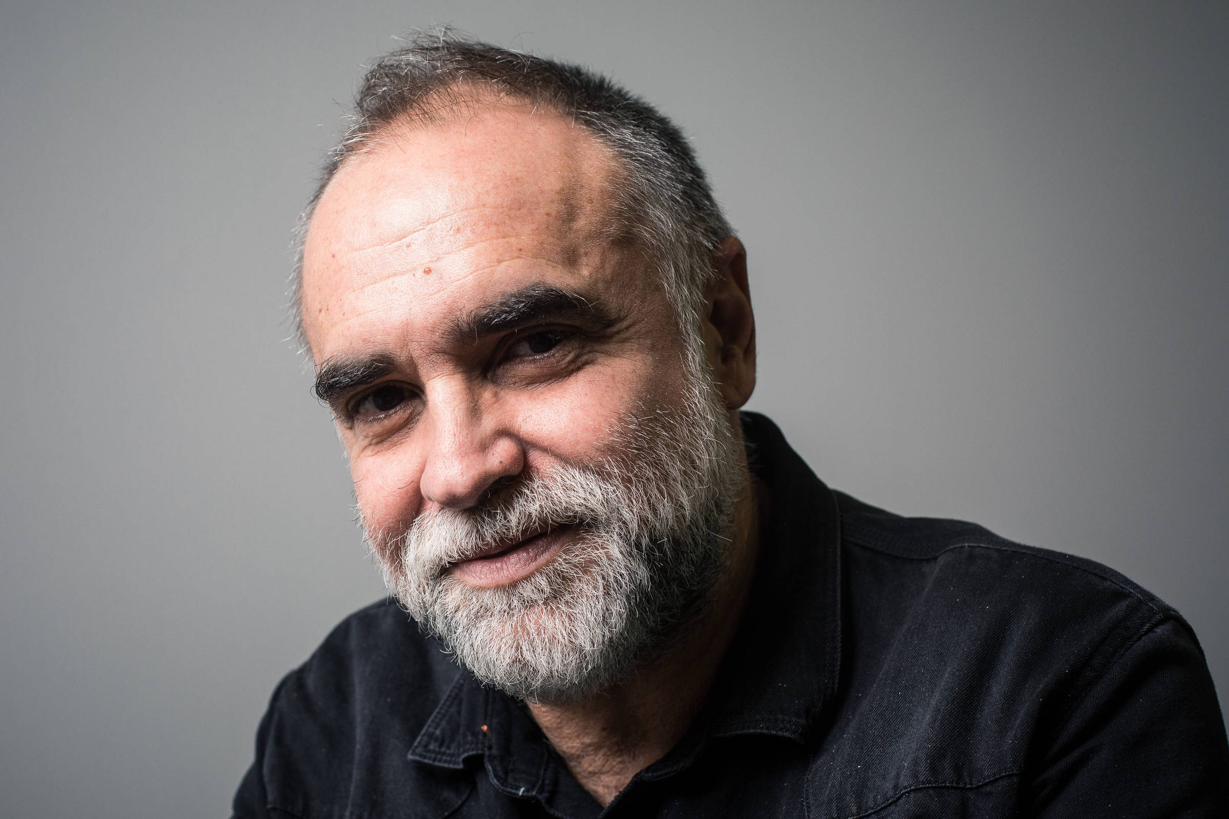 Evento com Karim Aïnouz seleciona talentos do cinema - 27/03/2026 - Ilustrada