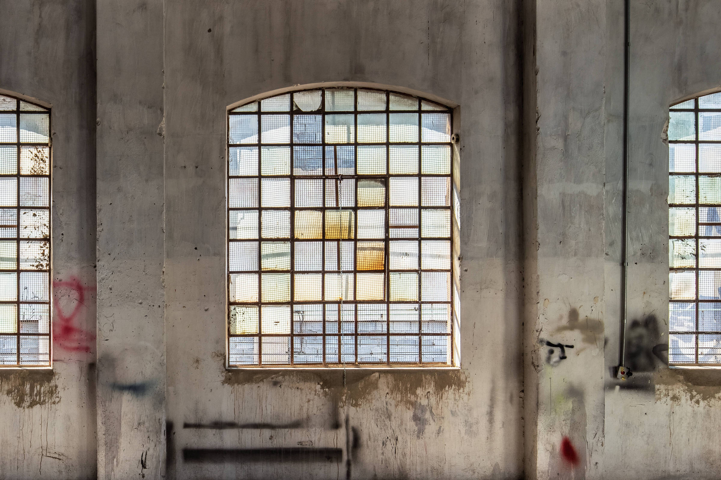 Galeria Teo cria galeria em velha fábrica de vassouras - 27/04/2026 - Plástico