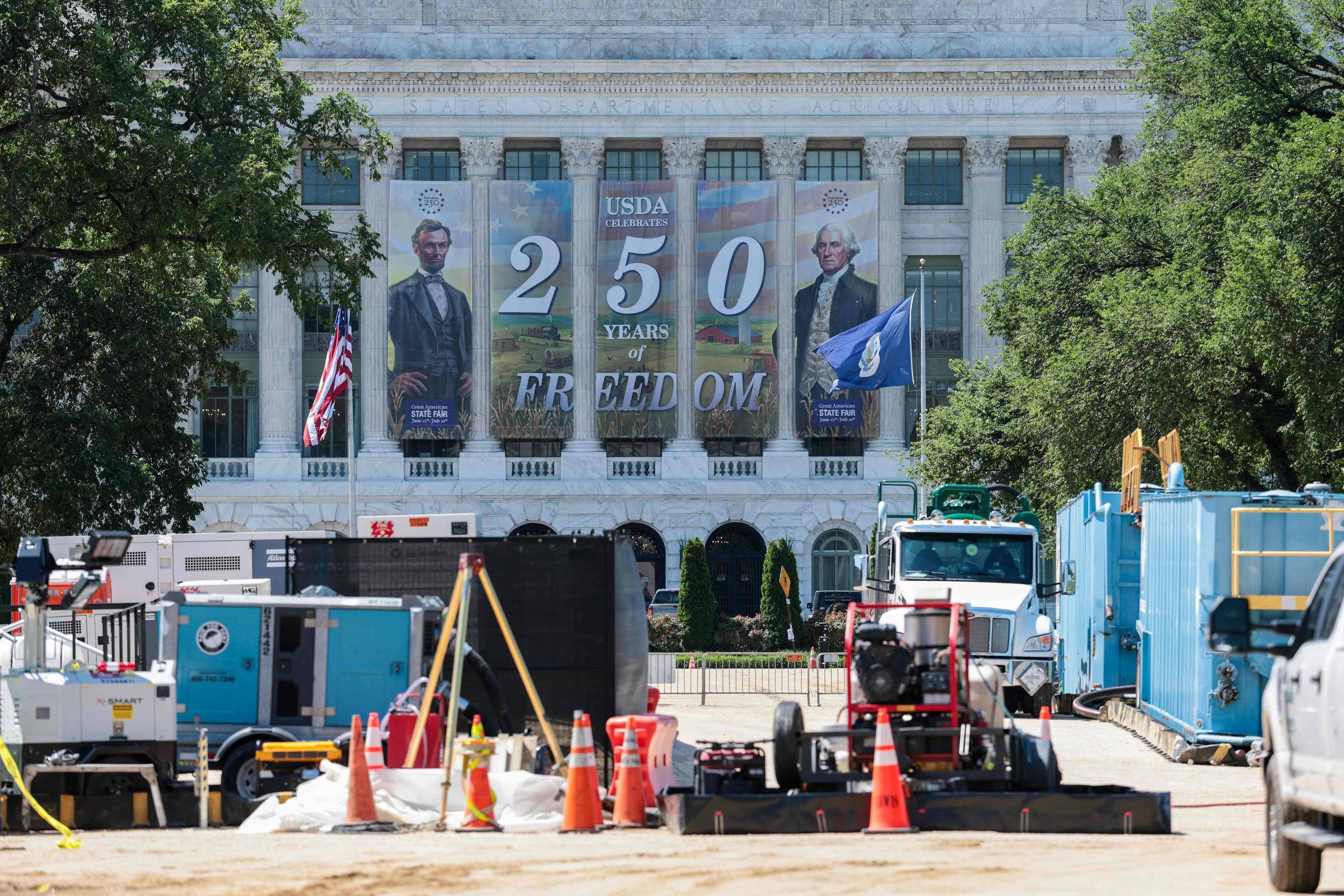 Shows 250 anos EUA: músicos cancelam por vínculo com Trump - 29/05/2026 - Ilustrada