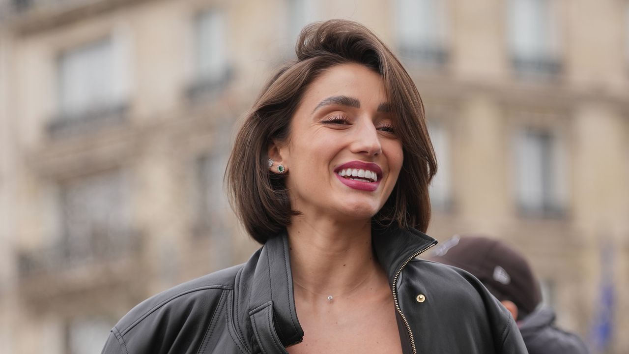 O Capri Bob é o corte de cabelo de baixa manutenção tão chique quanto o verão na Itália