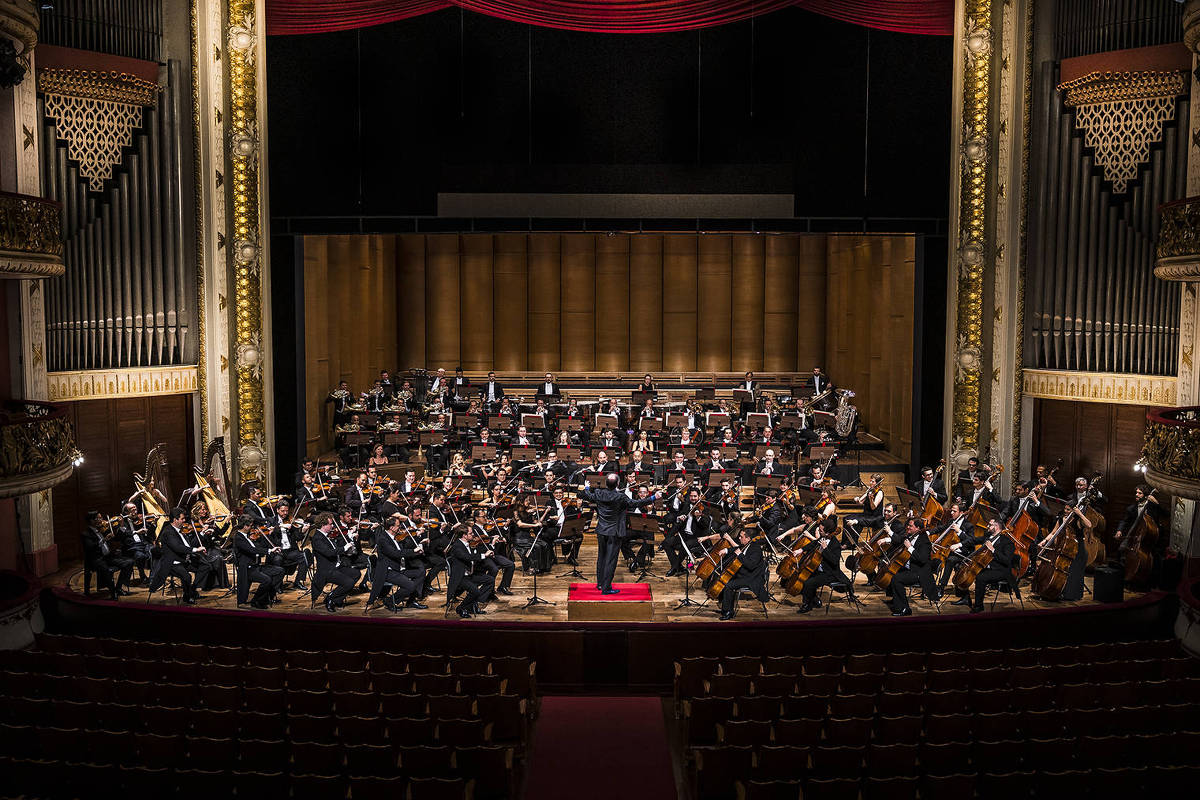 Theatro Municipal cancela óperas após troca de gestão - 19/08/2026 - Ilustrada