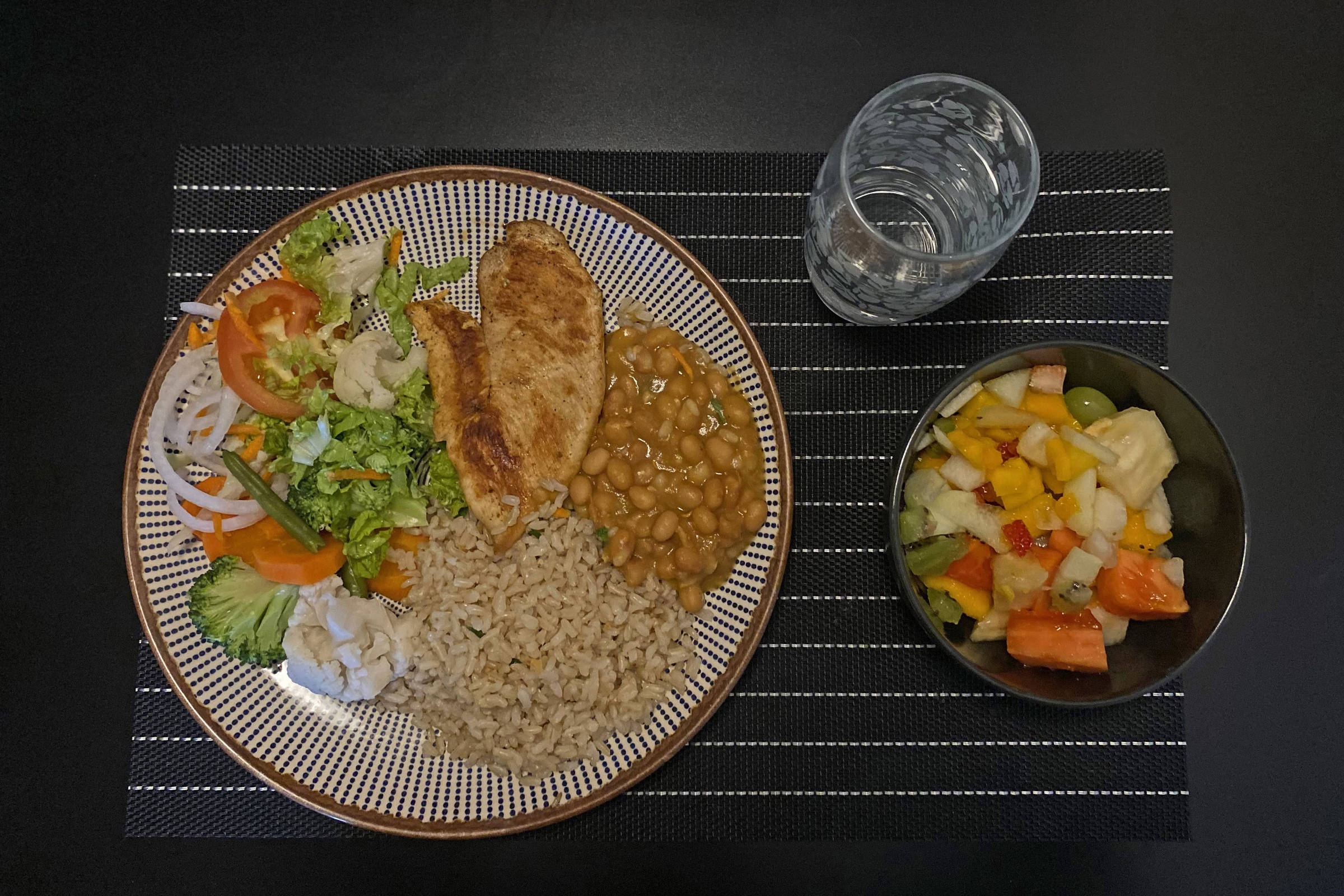Homens: alimentação fora de horário aumenta risco cardíaco - 01/09/2026 - Equilíbrio