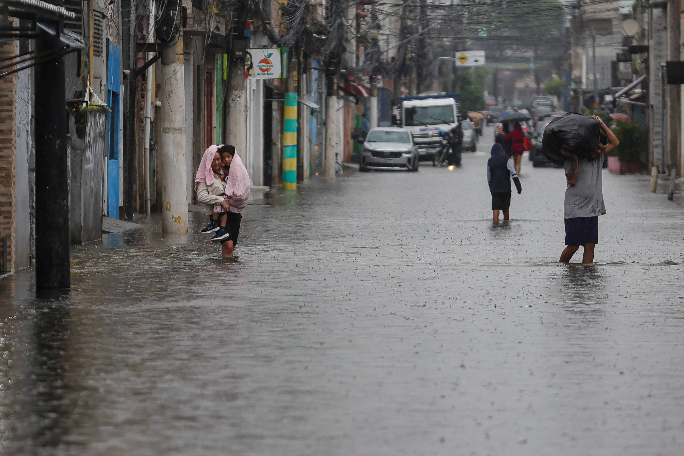 São Paulo registra 347 casos de leptospirose até agosto - 24/09/2026 - Equilíbrio e Saúde